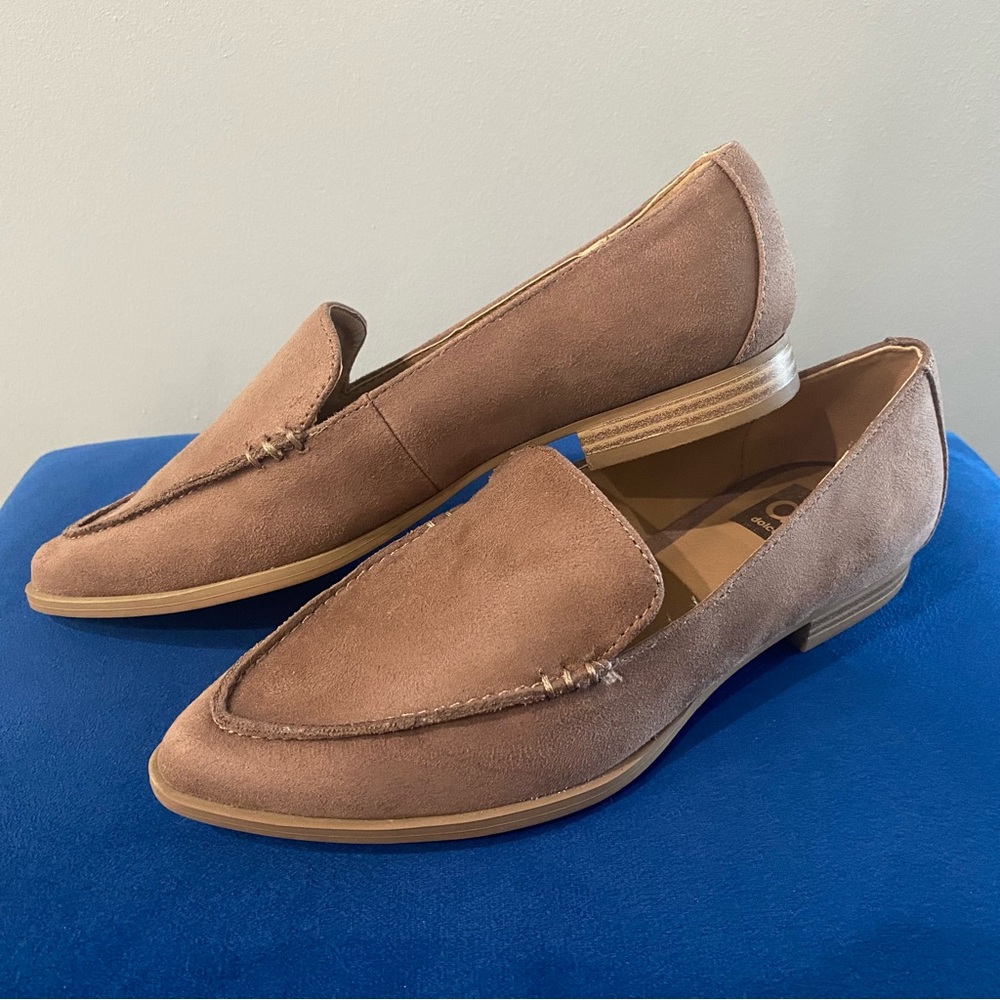 DV by Dolce Vita Women’s shoes Brown Suede Island Flat loafers size 6.5
